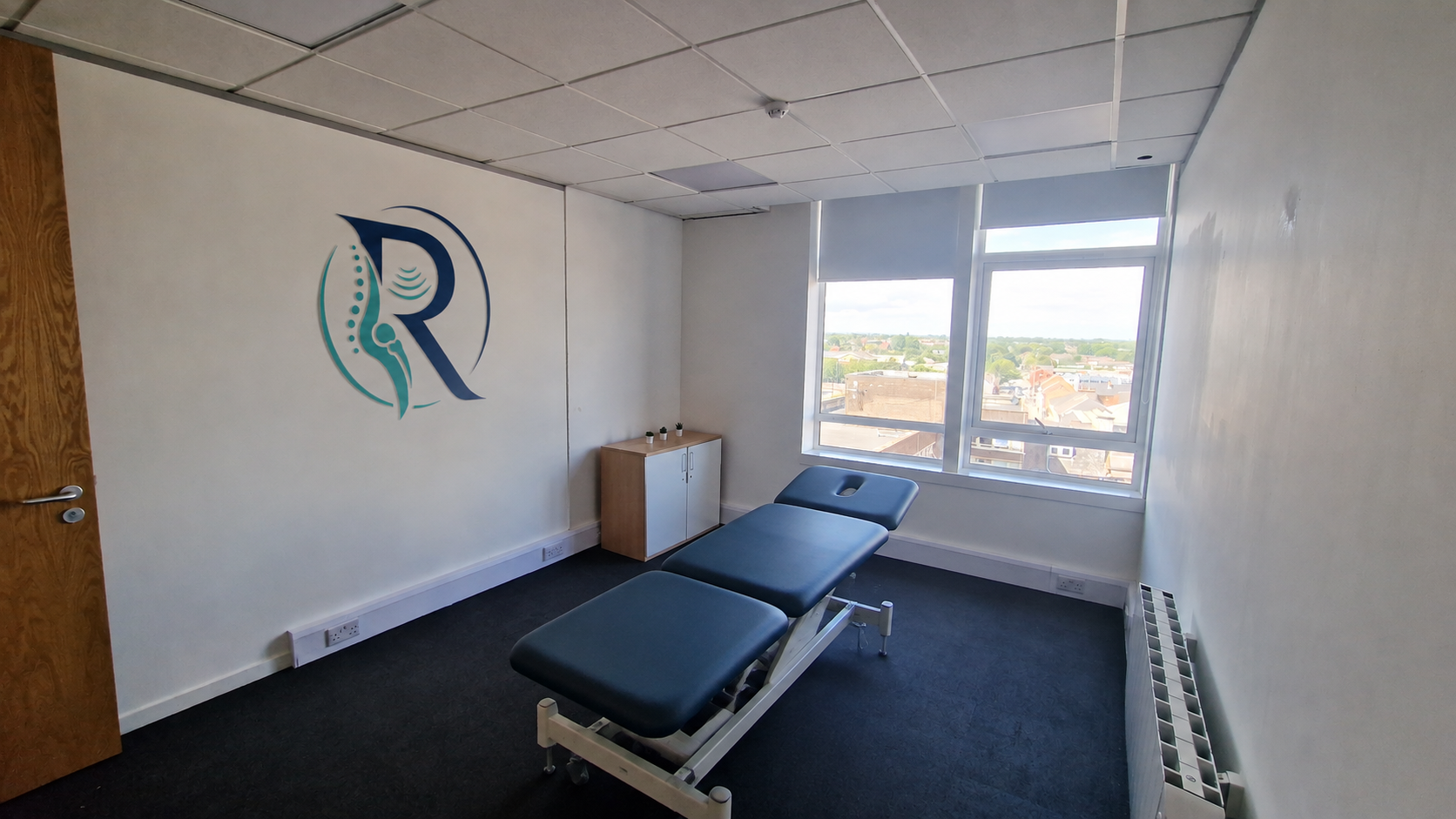 Resolve MSK Clinic treatment room at 44 Bond Street in Hull